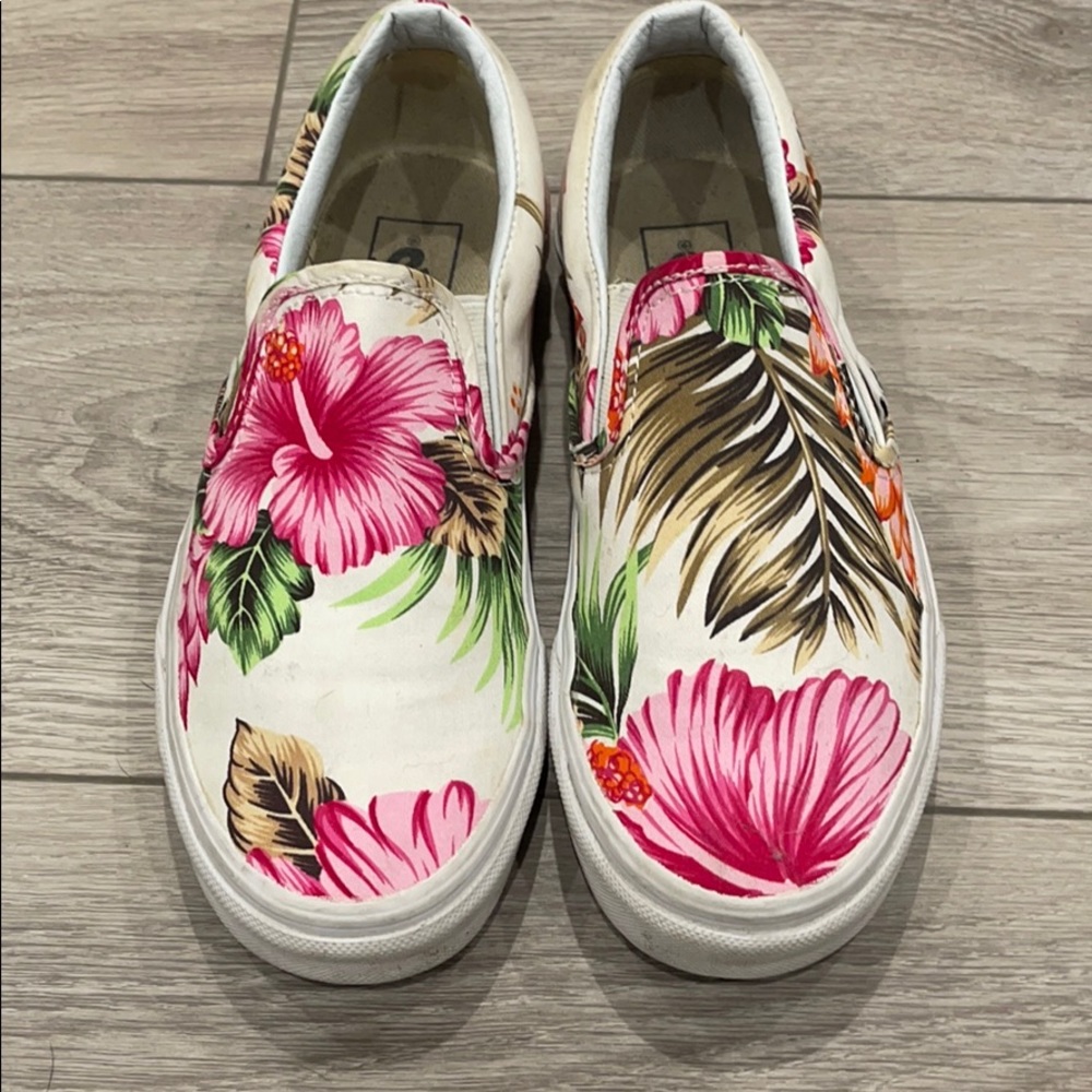 COPY - Hawaiian Slip On Vans women size 6.5